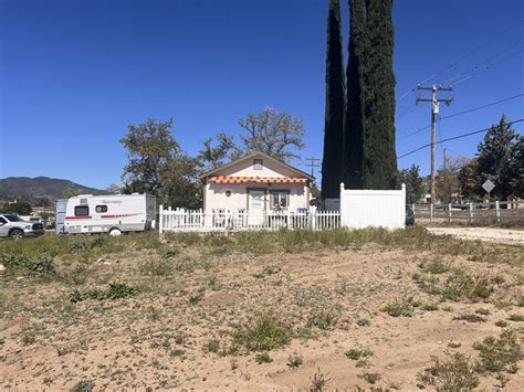 8510 Elizabeth Lake Rd Leona Valley CA 93551 Storybook Mobile Home