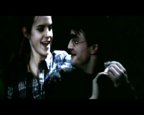 harry -hermione dance - Harry and Hermione Photo (19411090) - Fanpop