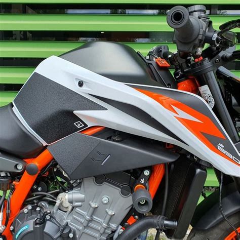 Tank Grip V For Ktm Duke R Bagoros Performance