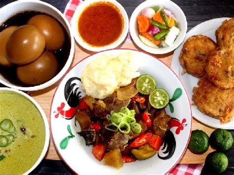 Daftar Harga Menu Delivery Soto Betawi Bu Karni Pondok Gede Jakarta