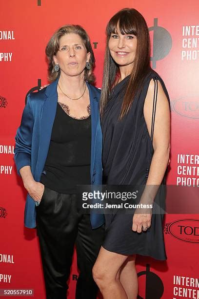 Caryl Englander And Renee Harbers Liddell Photos And Premium High Res
