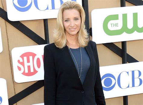 Lisa Kudrow Talks "Life-Altering" Nose Job