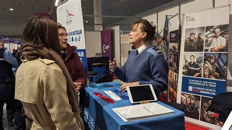 Près de 80 stands installés au Salon de l Étudiant d Orléans pour