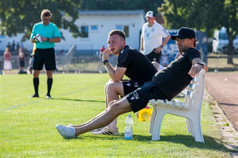 Energie Cottbus Vor Heimspiel Gegen Zwickau Pele Wollitz Im Kurztalk