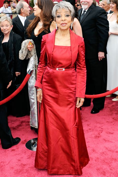 Oscars Best Dressed Actress Nominees Over Age 50 Gallery The