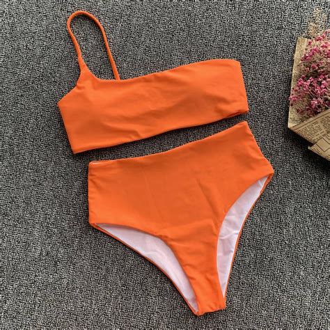 Самые Маленькие Бикини На Девушках Фото – Telegraph