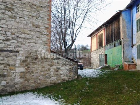 Vendita Terratetto Plurifamiliare In Strada Per Calestano Langhirano