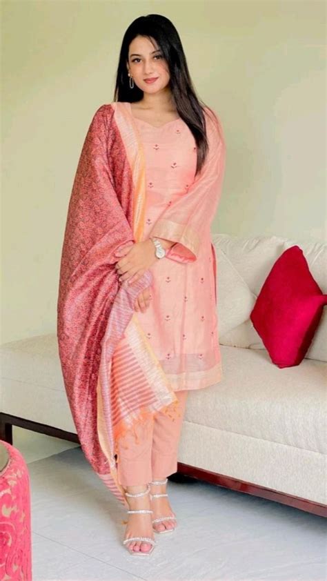 Sanjida Islam Sayma Muslim Fashion Girl Crush Fashion Girls Dresses