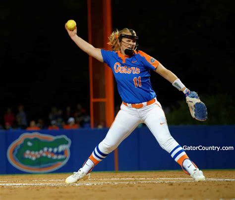 Florida Gators softball dominates SEC postseason awards | GatorCountry.com