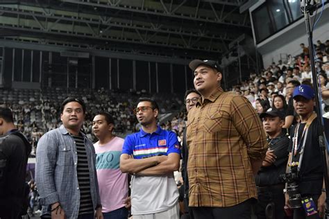 Hadir Di Sport Party Clash Of Celebrity Menpora Dito Dukung