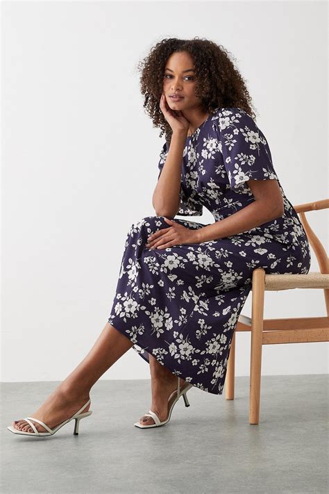 Navy Floral Flutter Sleeve Shirred Waist Midi Dress Dorothy Perkins Eu