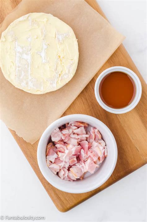 Baked Brie With Maple Syrup And Bacon Fantabulosity