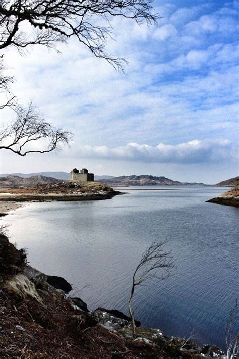 Castle Tioram On Loch Moidart Scotland Scotland Castles Scottish