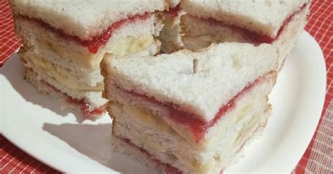 Banana jam sandwich Recipe by Meena Dutt - Cookpad