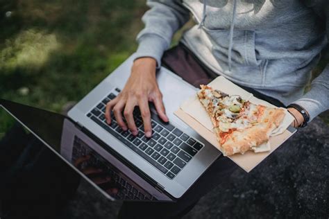 15 Ide Usaha Makanan Rumahan Online Terlaris Moota Co