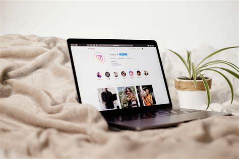 【企業向け】インスタ求人を活用する方法は？効果的な活用方法や成功事例を紹介 | 株式会社ユナイテッドアニマルズ