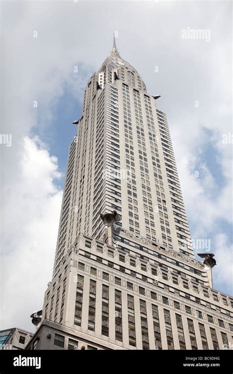 New york crysler hi-res stock photography and images - Alamy