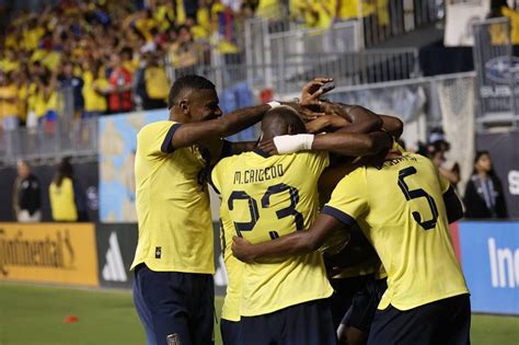 Ecuador Asciende En El Ranking Fifa Y Argentina Sigue L Der