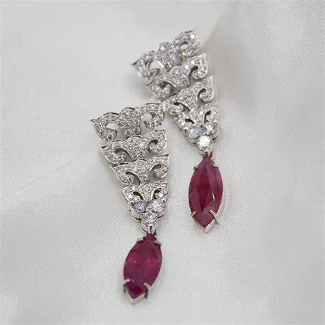 "Lavish" Vintage Ruby Earrings - Lilliane's Jewelry