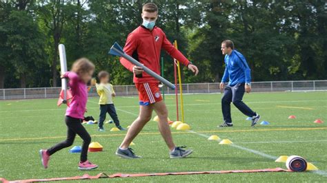 À La Rentrée Une Formation Déducateur Sportif Ouvrira Au Lycée