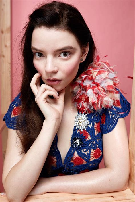 Anya Taylor Joy Actress In The Witch Anna Taylor Joy Actress Bio