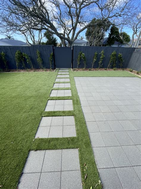 Permeable Paving Back Yard Entrance Builderscrack