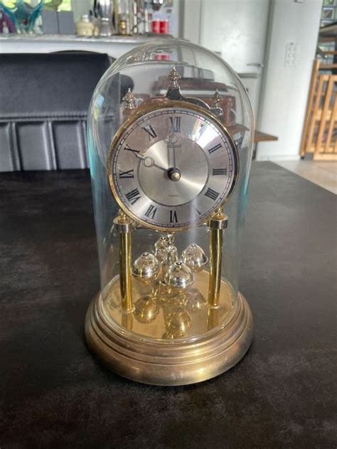 Ancienne Pendule à Mouvement Hermle Sous Globe W Germany Kaufen auf