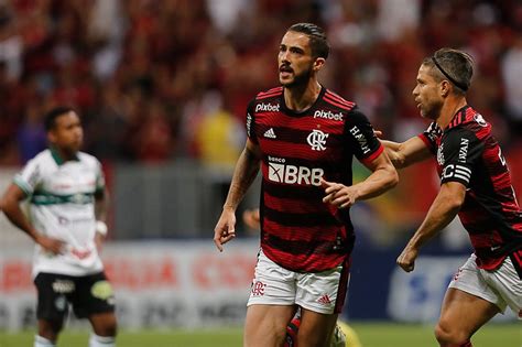 Ap S Liberar Willian Ar O Flamengo Confirma Sa Da De Gustavo Henrique