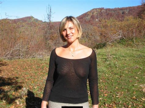 Milf Cougar Sexy Et Nue Dans Le