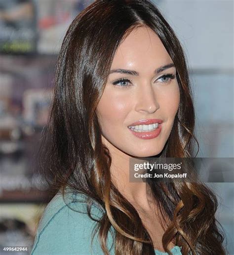 Megan Fox Headshot Photos and Premium High Res Pictures - Getty Images