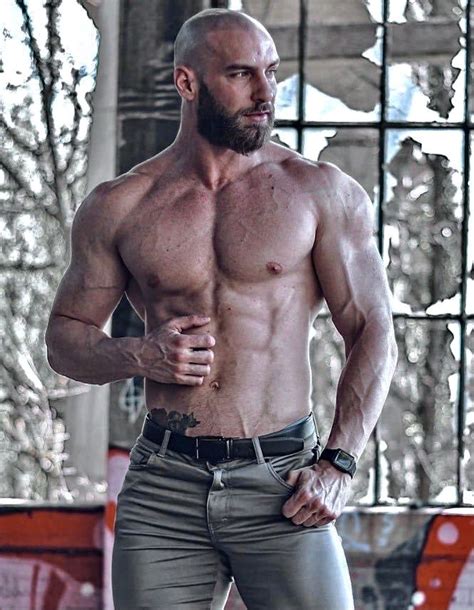 Bald Men Hairy Men Beard Muscle Men S Muscle Beefy Men Muscular