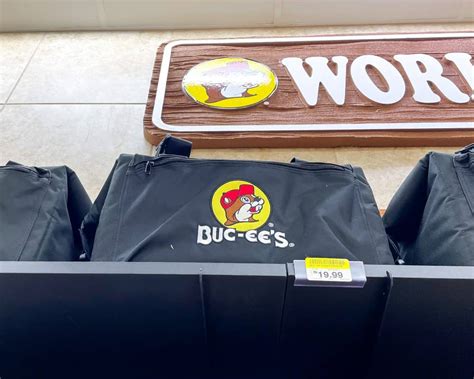 50 Things To Buy At Buc Ees The Best Buc Ees Souvenirs And Snack Food