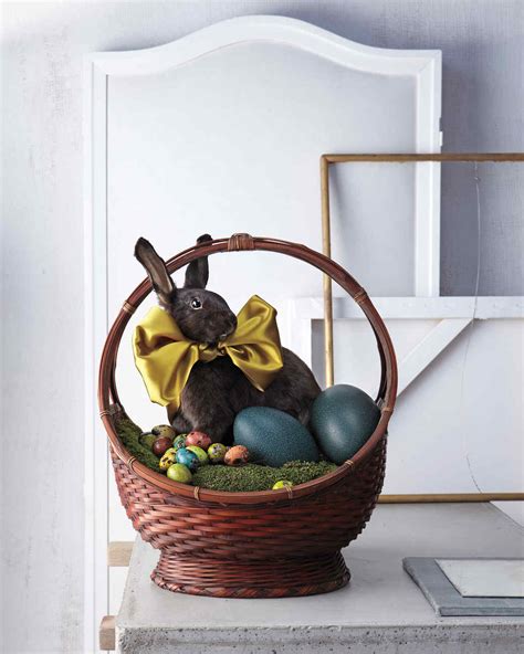 See the Stunning Easter Baskets Kevin Sharkey Makes for Martha Each ...