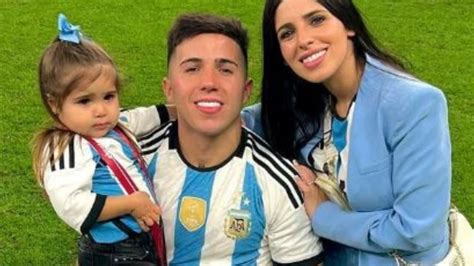 Así festejó Enzo Fernández con su mujer y su hijita tras ganar la Copa