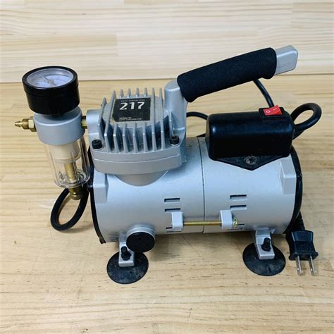 【全体的に状態が悪い】ag28500 20 現状品 Wave Compressor 217 コンプレッサー エアブラシ用の落札情報詳細