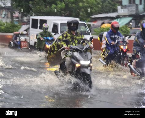 Quezon City Philippines 04th July 2020 Heavy Downpours Which