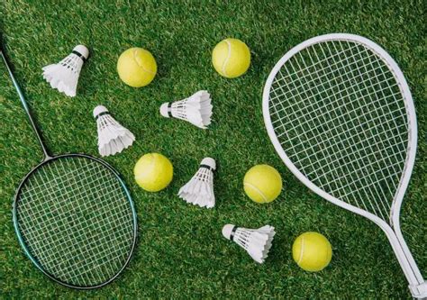 Badminton Racket vs Tennis Racket: A Comparative Analysis 2025