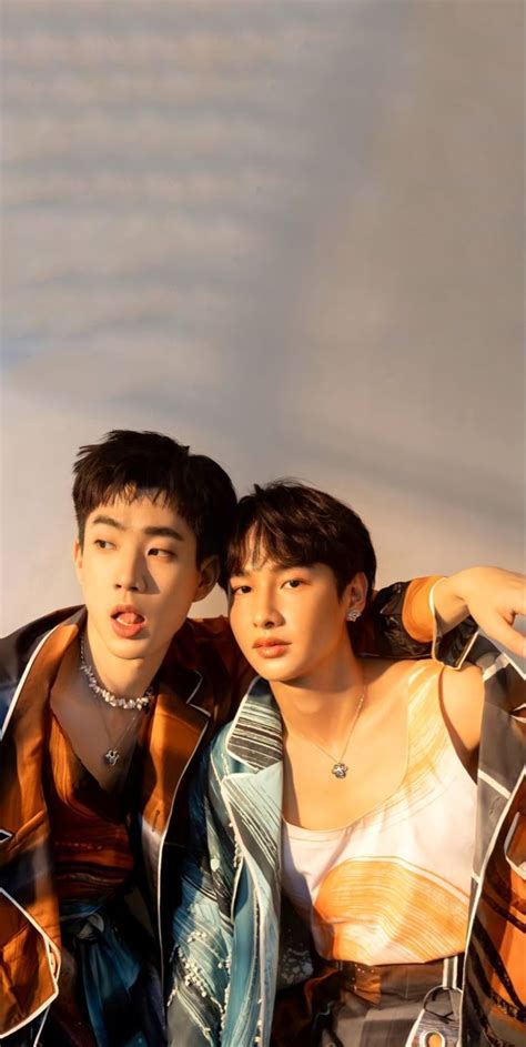 Pin By Boong M M On Offgun Actors Gmmtv Actors Cute Gay Couples