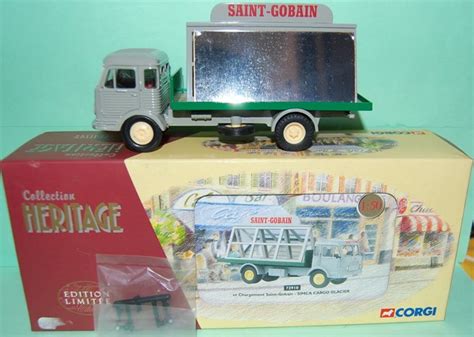 M15 1 CORGI HERITAGE SIMCA CARGO M15 1