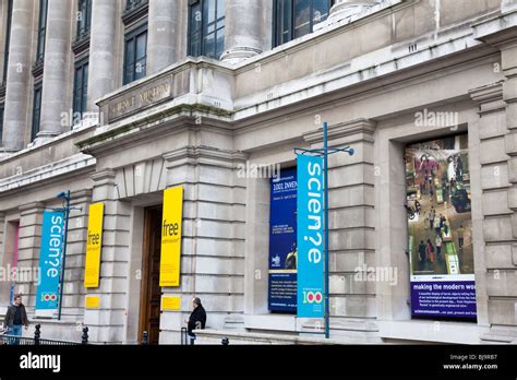 The Science Museum, Exhibition Road, London UK Stock Photo - Alamy