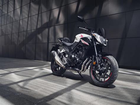 Eicma Honda Presenta La Cb Hornet Video E Gallery News