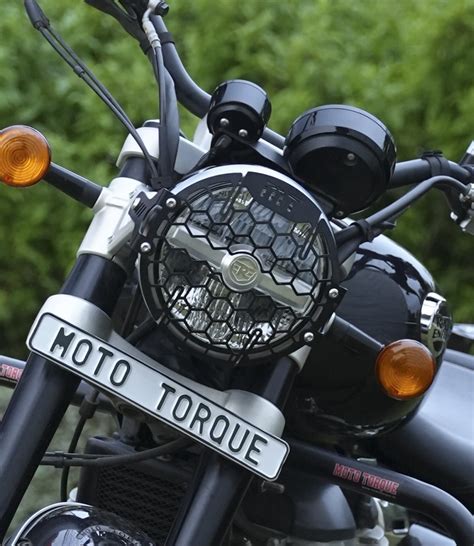 Royal Enfield Super Meteor 650 Headlight Grill Moto Torque