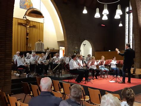 Buitenconcert Klein Orkest Breezicht Ijmuiden