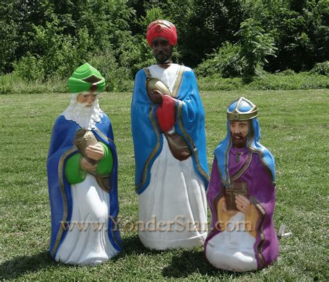 Lighted Outdoor Large Nativity Wiemen | Yonder Star Christmas Shop, LLC