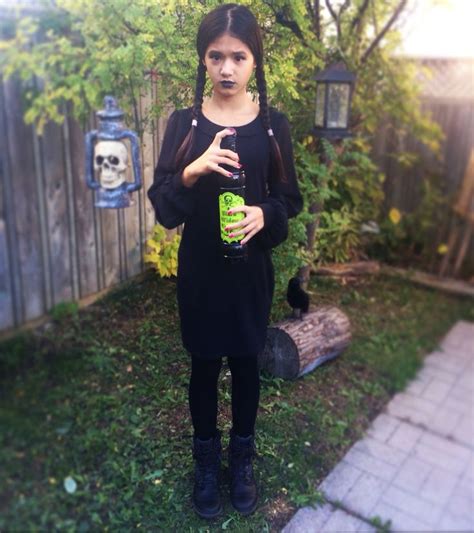 Diy Wednesday Addams Costume Wednesday Addams Costume Diy Wednesday