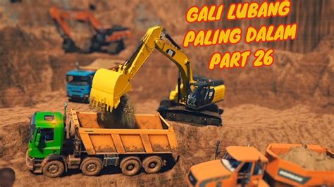 Wow Seru Ekskavator Caterpillar Gali Lubang Dalam Di Tambang Truk