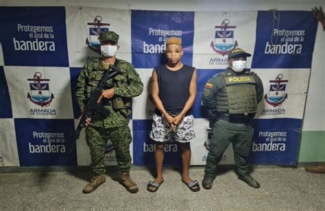 Armada De Colombia Y Policía Capturan Presunto Sicario Del Clan Del