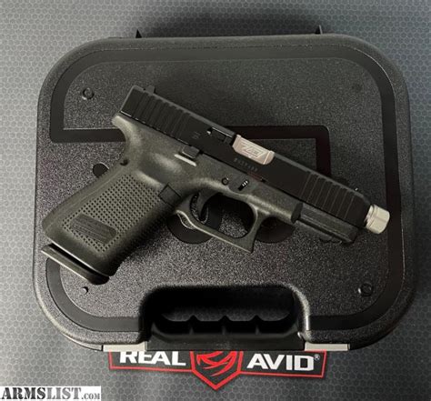 ARMSLIST For Sale FACTORY NEW GLOCK 19 GEN 5 FS Silver Threaded