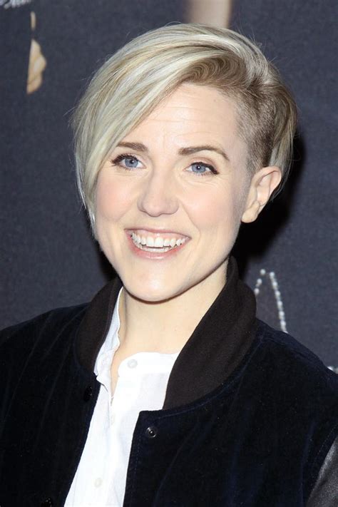 Hannah Hart Actress Youtuber Comedian Personality