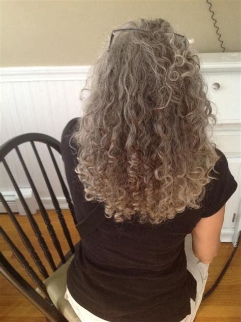 Natural Silver Curls Natural Gray Hair Curly Hair Styles Hair Beauty